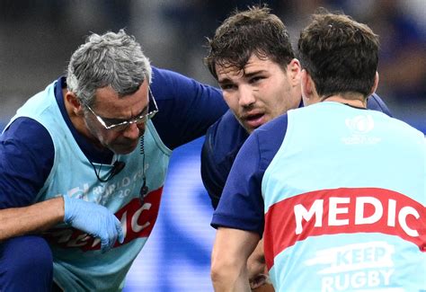 France confirms facial fracture for star Dupont at Rugby World Cup, yet to know how long he’s out